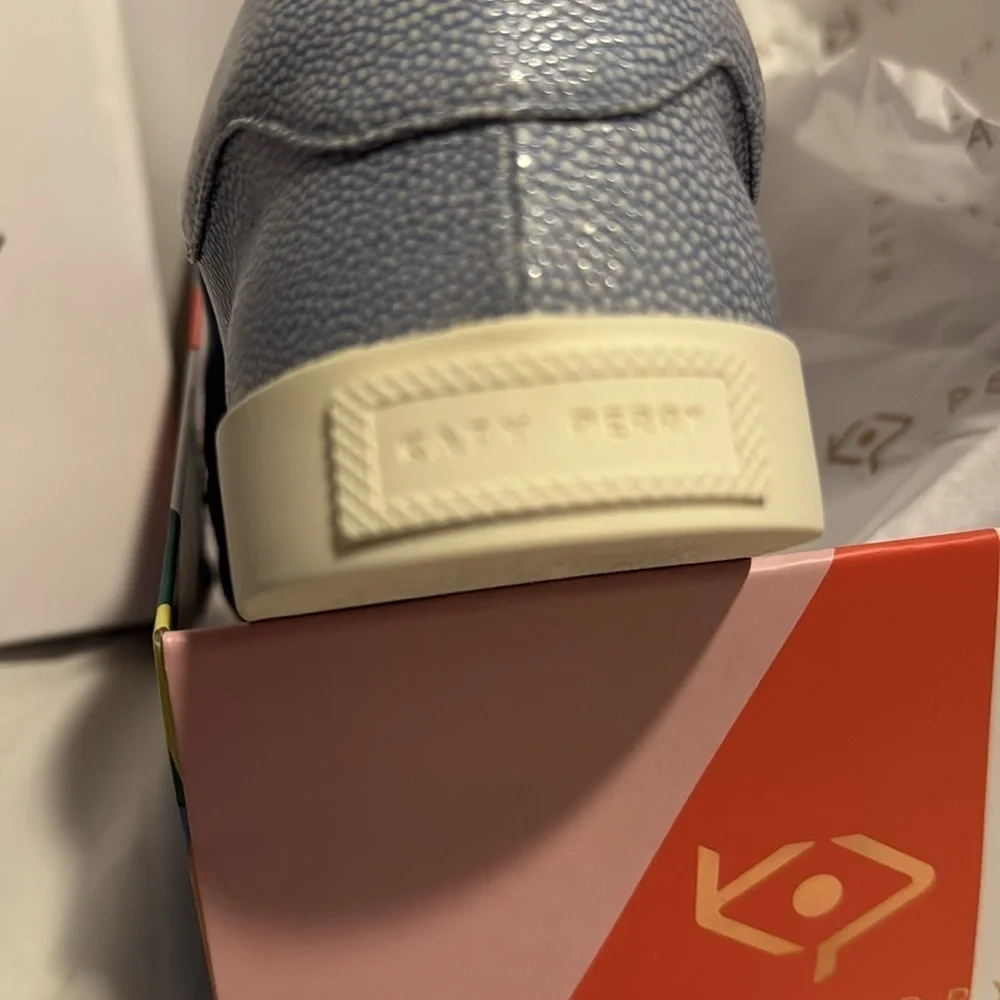 Katy Perry sneaker